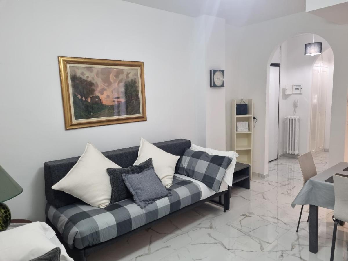 Eurosanremo Apartments Bagian luar foto